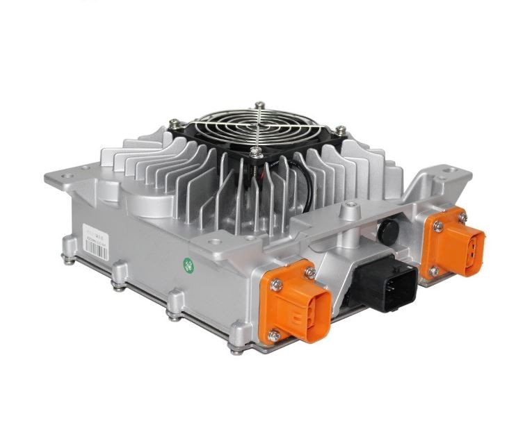 TC Charger 3300W, 108V, 32A, IP67, air-cooled GEN 4 Image