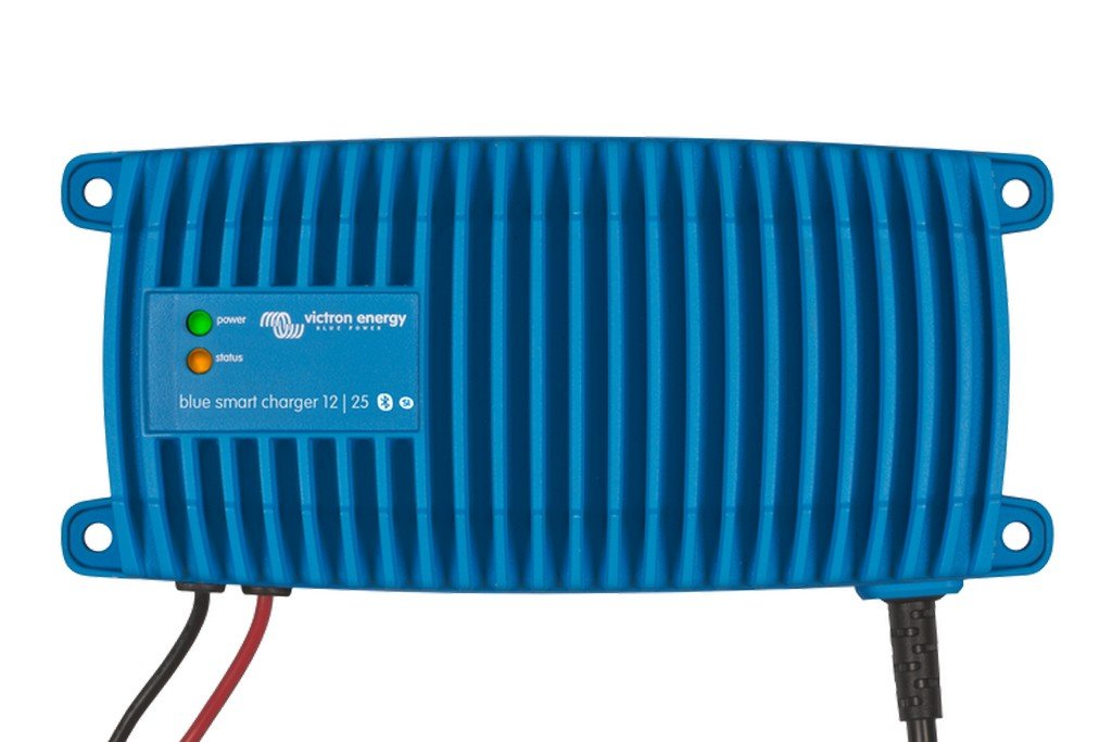 Victron Blue Smart IP67 Acculader 12/13 (1) CEE 7/7 Image